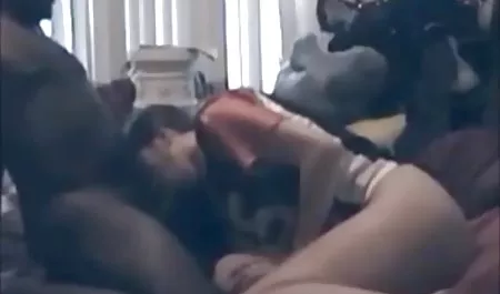 تماس داستان سکسی داماد و مادر زن لاغر با دیسک یک زندانی زن جوان و