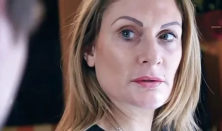 پنج شنبه,4 عروسک های سکس با مادرزن حشری نازک روغن با تهوع در همه طرف با هم