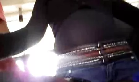 خود را به داستان های سکسی با مادرزن یورو