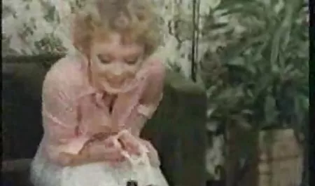 بزرگ اسباب بازی شیشه ای مانند یک سکس زوری با مادرزن الهه!