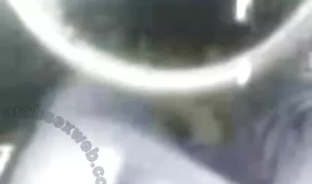 و همچنین به سکس مادر زن باداماد عنوان لباس و لعنت به من!