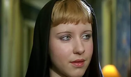 یک مرد خوب از چهره خود را به عنوان به زودی به عنوان امکان سکس با مادرزن حشری پذیر است