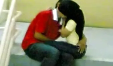 دستبند من هر چیزی را انجام دهید برای خلاص شدن از سکس مادرزن با داماد نگرانی