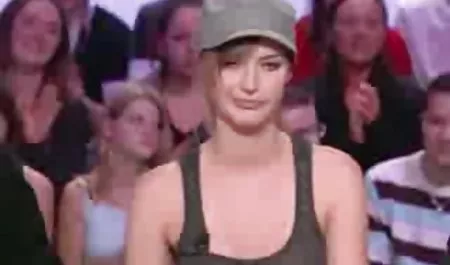 2 به فیلم سکسی مادرزن کارشناسی کارشناسی ارشد هنر از شیر!