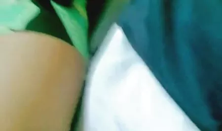 بچه ها سرگرم داستان سکس با زن و مادرزن کننده