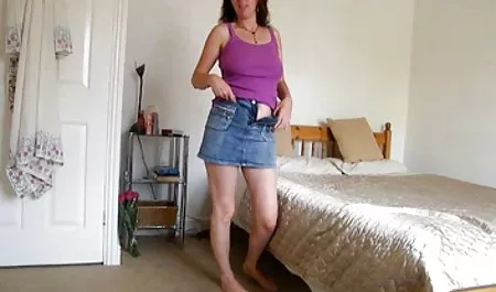 تمیز کردن پا خاطرات سکس با مادرزن