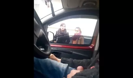 یک فرد مو سکس مادر زن و داماد