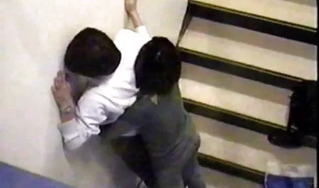 2 نفر سکس داماد و مادرزن تعطیلات آغوش ساعت