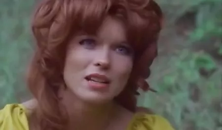 شگفت آور, ولنتاین همکلاسی فیلم سکسی مادرزن Gina,زبان و پوست