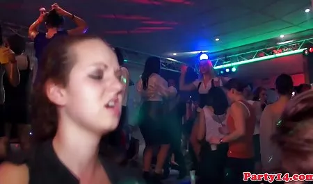 هارپر در قالب یک اعلامیه داستانهای سکسی بامادرزن جمعه و خوردن کیر